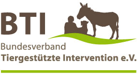 Andrea Göhring ist Vollmitglied des Bundesverband Tiergestützte Intervention